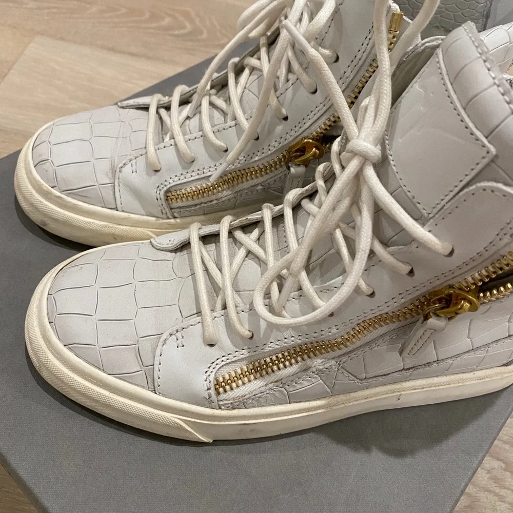 Giuseppe Zanotti Nicki Women’s High-top Sneaker - Picture 8 of 9